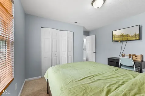 15556 Old Pond Circle Noblesville IN 46060