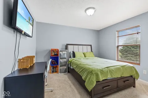 15556 Old Pond Circle Noblesville IN 46060