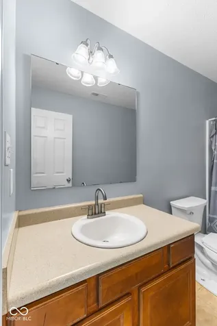 15556 Old Pond Circle Noblesville IN 46060