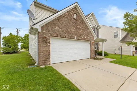 15556 Old Pond Circle Noblesville IN 46060