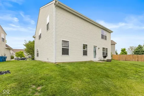 15556 Old Pond Circle Noblesville IN 46060
