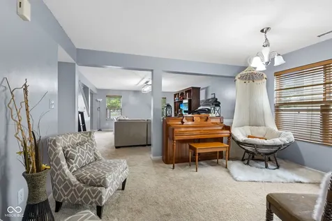 15556 Old Pond Circle Noblesville IN 46060