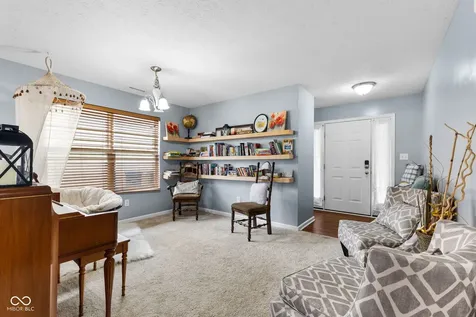 15556 Old Pond Circle Noblesville IN 46060