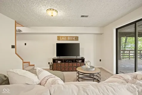 6232 Bobwhite Drive Nineveh IN 46164