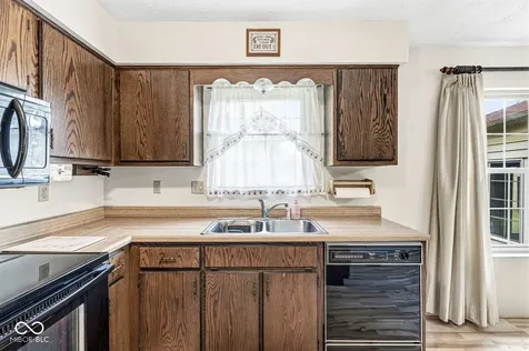 3333 Maple Ridge Court Indianapolis IN 46227