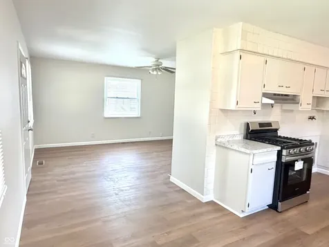 208 N 5th Avenue Beech Grove IN 46107