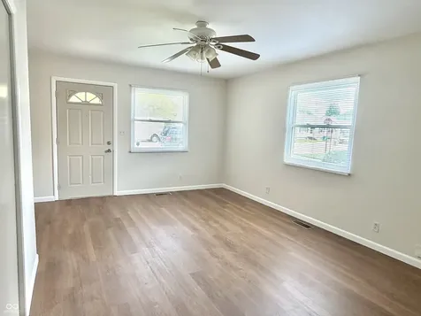 208 N 5th Avenue Beech Grove IN 46107