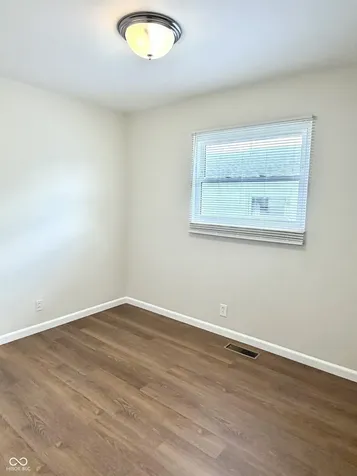 208 N 5th Avenue Beech Grove IN 46107