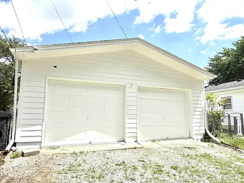 208 N 5th Avenue Beech Grove IN 46107