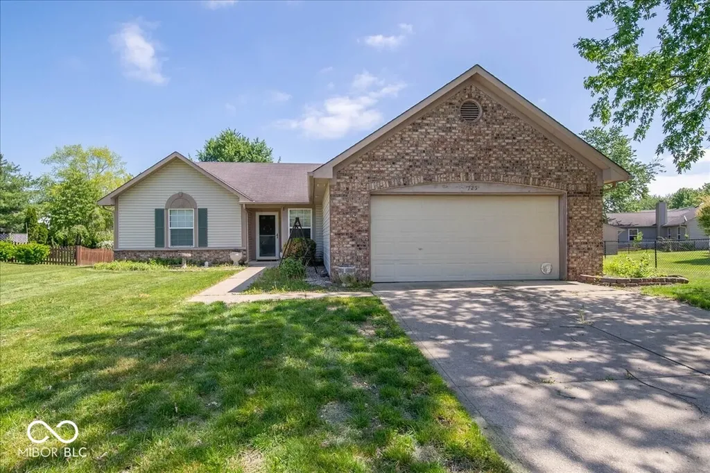 725 Lake Shore Road Franklin IN 46131