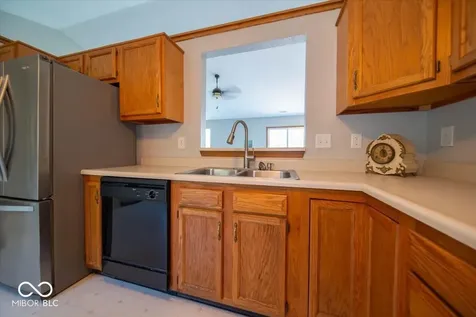 725 Lake Shore Road Franklin IN 46131