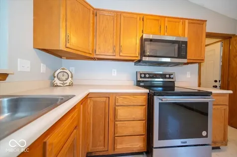 725 Lake Shore Road Franklin IN 46131