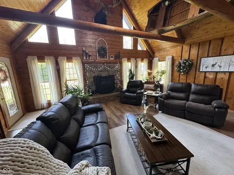 13500 N Summerhill Drive Albany IN 47320