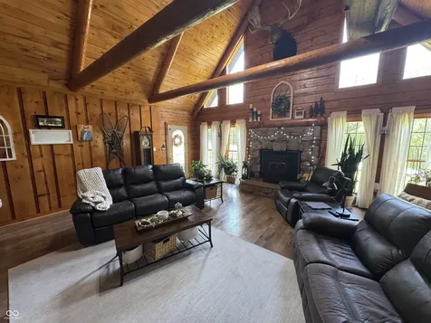 13500 N Summerhill Drive Albany IN 47320