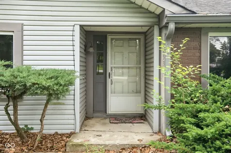 5953 Beau Jardin Drive Indianapolis IN 46237