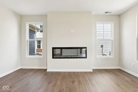 15989 Tharp Woods Drive Fishers IN 46037