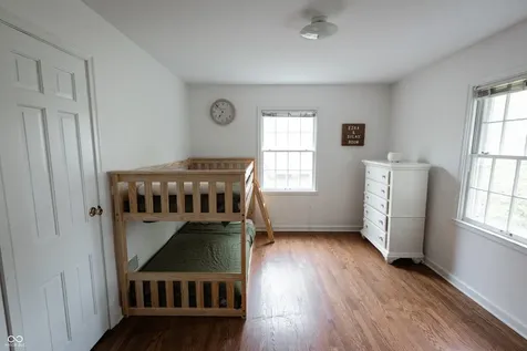 5916 E Pleasant Run Parkway North Drive Indianapolis IN 46219