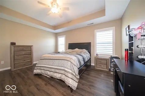 14128 Stoney Shore Avenue Mccordsville IN 46055