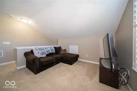 14128 Stoney Shore Avenue Mccordsville IN 46055