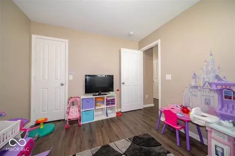 14128 Stoney Shore Avenue Mccordsville IN 46055