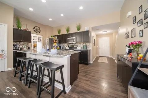 14128 Stoney Shore Avenue Mccordsville IN 46055