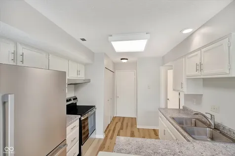 4606 Stansbury Lane Indianapolis IN 46254
