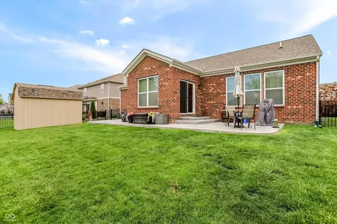 8814 New Heritage Court Indianapolis IN 46239
