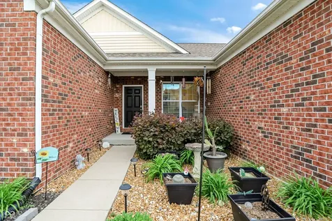 8814 New Heritage Court Indianapolis IN 46239