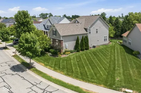 12347 Twyckenham Drive Fishers IN 46037
