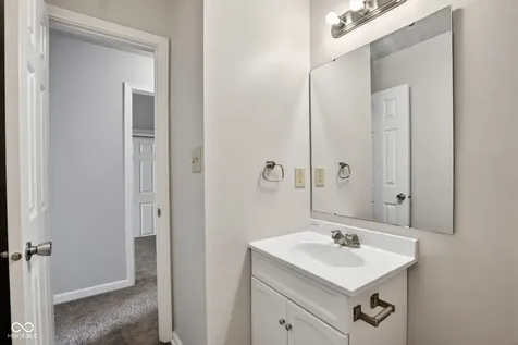 3338 Montgomery Drive Indianapolis IN 46227