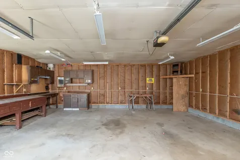 5531 Dollar Hide North Drive Indianapolis IN 46221