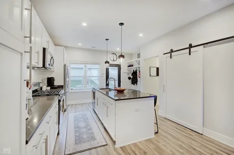 48 Central Greens Boulevard Indianapolis IN 46222