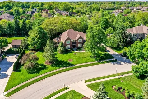 2835 Towne Drive Carmel IN 46032