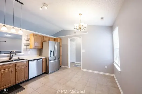 7912 Bitternut Drive Indianapolis IN 46236