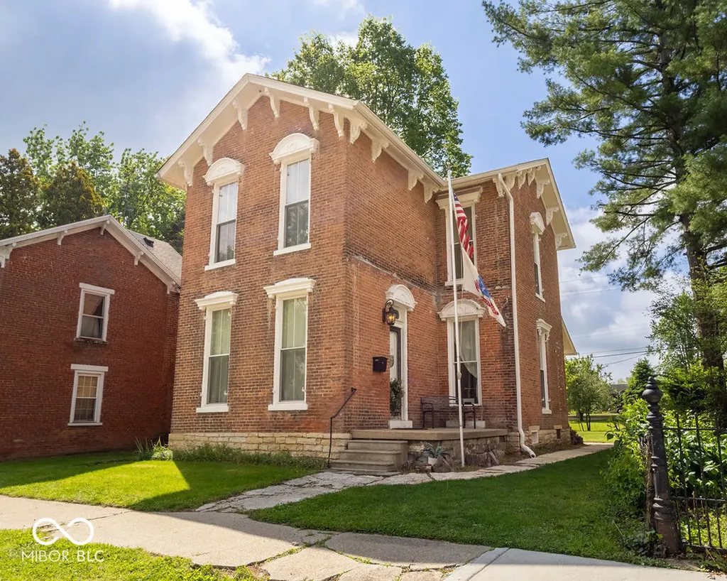 314 W Church Street Cambridge City IN 47327
