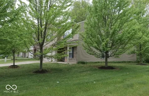 8402 Ligonier Drive Indianapolis IN 46113