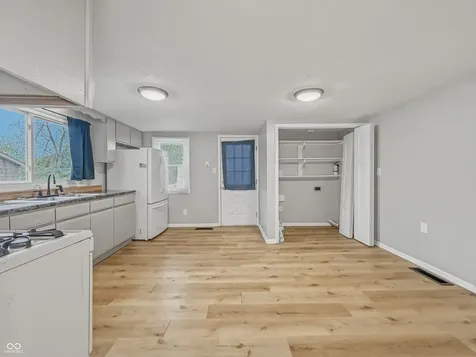 3346 S Lockburn Street Indianapolis IN 46221
