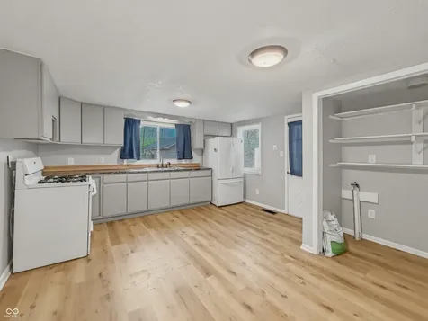 3346 S Lockburn Street Indianapolis IN 46221