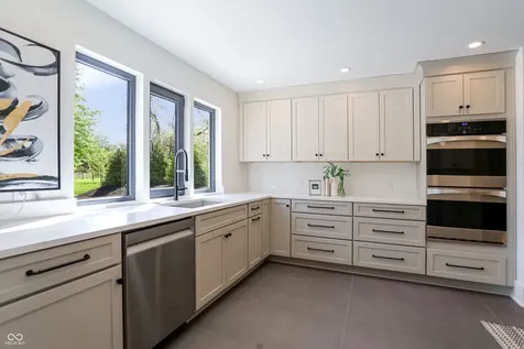 1255 W 161st Street Westfield IN 46074