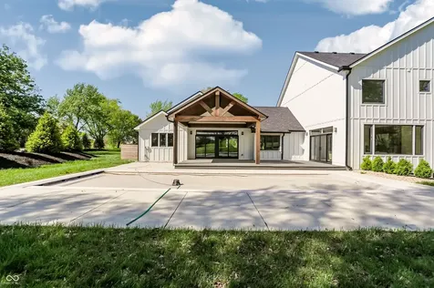 1255 W 161st Street Westfield IN 46074