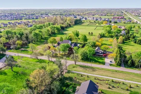 1255 W 161st Street Westfield IN 46074