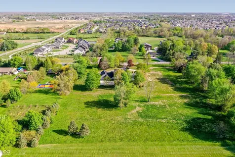 1255 W 161st Street Westfield IN 46074