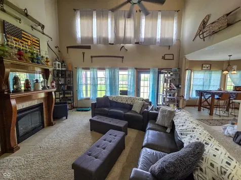 2730 S 1200 E Rockville IN 47872