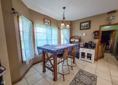 2730 S 1200 E Rockville IN 47872