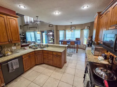 2730 S 1200 E Rockville IN 47872