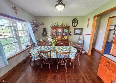 2730 S 1200 E Rockville IN 47872