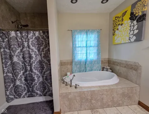 2730 S 1200 E Rockville IN 47872