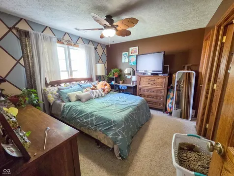 2730 S 1200 E Rockville IN 47872