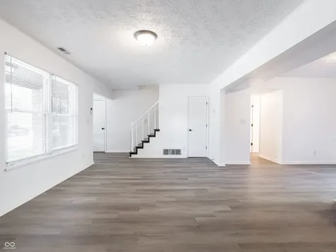 4948 Norcroft Drive Indianapolis IN 46221