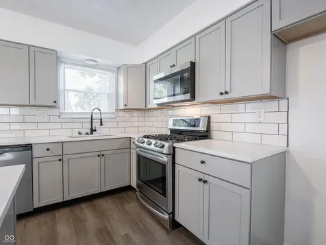 4948 Norcroft Drive Indianapolis IN 46221